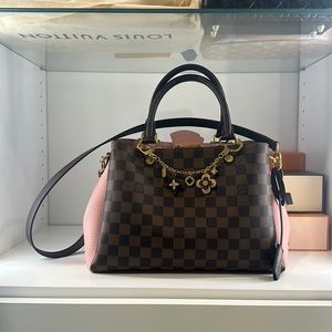 LIKE NEW, Louis Vuitton Damier Ebene Brittany bag